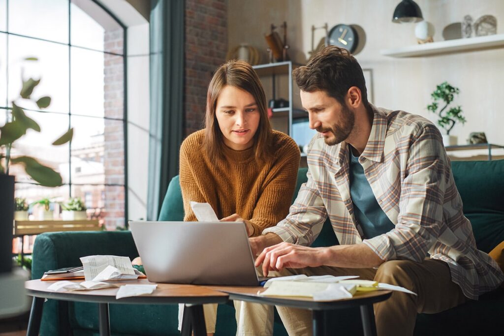 Financial Adviser Melbourne vs DIY Investing